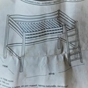 Lit surélevé recyclé en lit à baldaquin