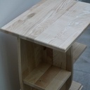 Table de nuit originale en frêne