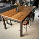 Table en métal et chêne massif
