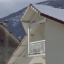 Le poteau qui tient le balcon qui tient le poteau