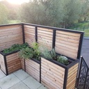 Brise vue terrasse avec jardinières intégrées