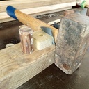 Un "t'as vite fait" une troisième main