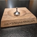 Un support de toupie