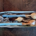 Cuillère à salade en cerisier style de Crow dog slöjd et petite cuillère en noyer pour Huguette