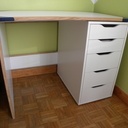 Petit bureau