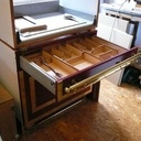 La cuillère en bois dans son tiroir