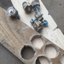 Molettes de maintien pour t track