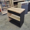 Meuble en frêne et val noir