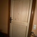 Porte de communication en pin