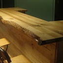 Bar en frêne très rustique avec flache apparent