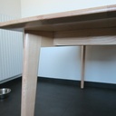 Table de cuisine en frêne..