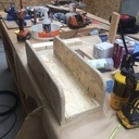 Un chariot porte panneau avec des chutes