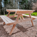 Différentes tables de pic Nic en bois de palette