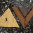 Boite en bois triangulaire
