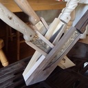 Support pour couteaux gravés