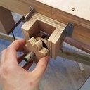 Mécanique de réglage de hauteur de lame de scie sur table DIY