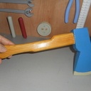 De faux outils réalisés en bois