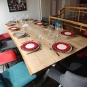 Table en frêne, piètement acier