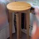 Table d'appoint 'flottante'