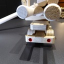 Des camions grumiers jouets