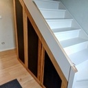 Placards sous escalier et claustras