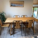 Table à manger en frêne