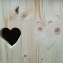 Table de nuit en pin