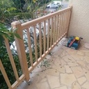 Garde au corps en chêne.