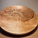 Plat en frêne olivier ondé