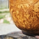 Un grand bol loupé en chêne