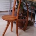 Chaise à  trois piesds.