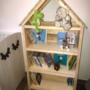 Bibliothèque maisonnette