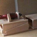 Machine à percer à l'horizontal, réglable en hauteur sur plan incliné