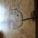 première fente, présente initialement