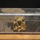 Malle de "poupée"  en feuille de pierre