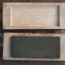 Boîte monoxyle pour pierre à affûter