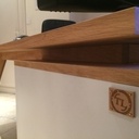 Bureau en chêne et laque blanche de style scandinave.