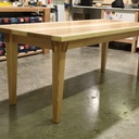 Table en pieds queue de billard