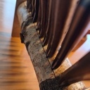 10 couteaux à viande sur présentoir en bouleau