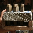 Support pour chiffres à frapper en bois d'épave