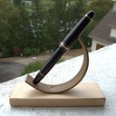 Un petit porte stylo