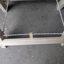 Serrage du tréteaux à l'aide du taquet en bois