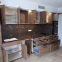 Cuisine, porte entrée, placard