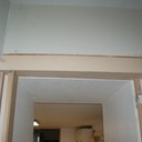 Habillage de montant de porte