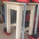 Tabouret avec assise plaquée