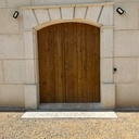 "Petite" porte de hangar en pierres de taille