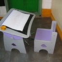 Petit bureau d'enfant inclinable