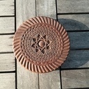 Dessous de plat sculpté