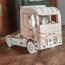 Camion Renault truck T en bois de palette