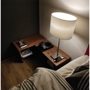 Première table de nuit